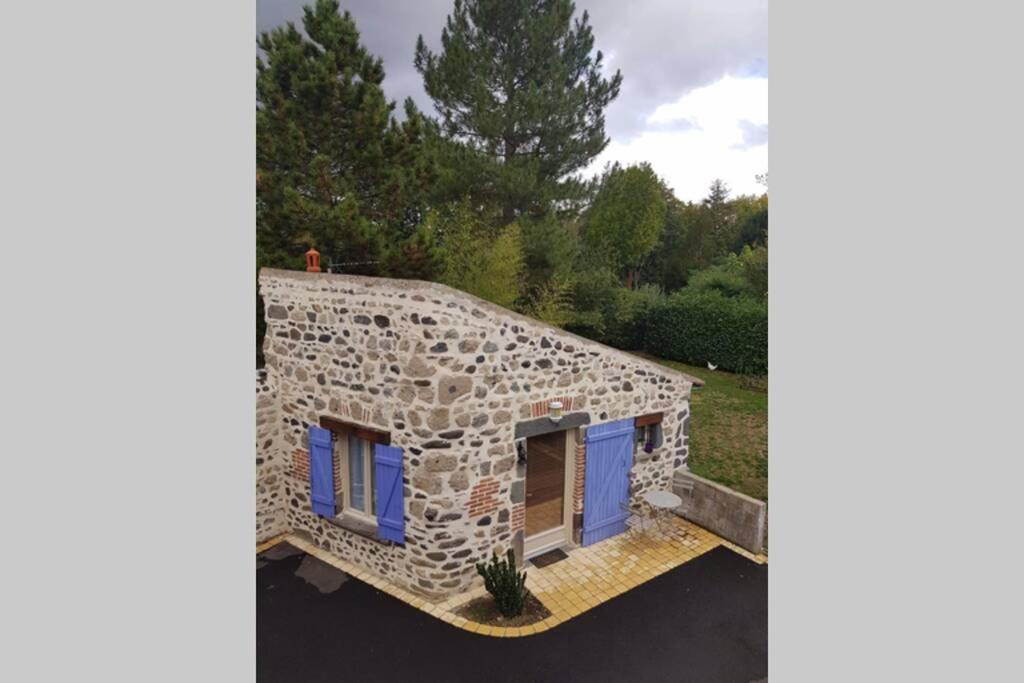 Maisonnette En Pierre Independante De 20 M2 Saint-Cirgues-sur-Couze Exterior photo